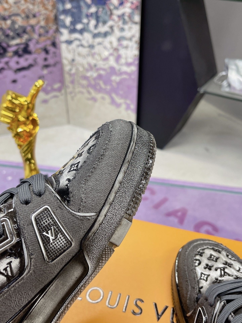 Louis Vuitton Sneakers